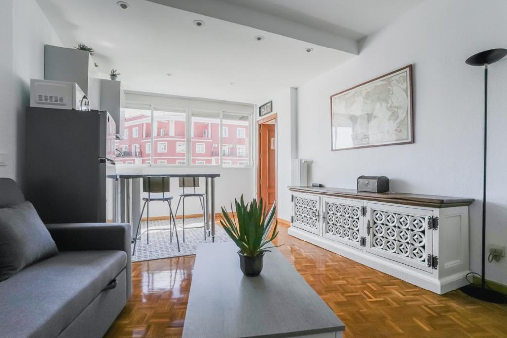 Cozy And Bright - 1 Bedroom 1 Bathroom - Salamanca Apartamento Madrid